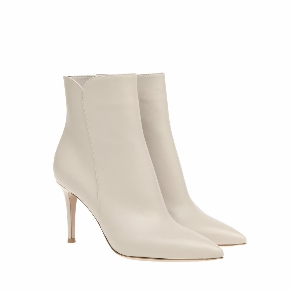 Gianvito RossiLevy 85 Offwhite Leather Booties Size 9